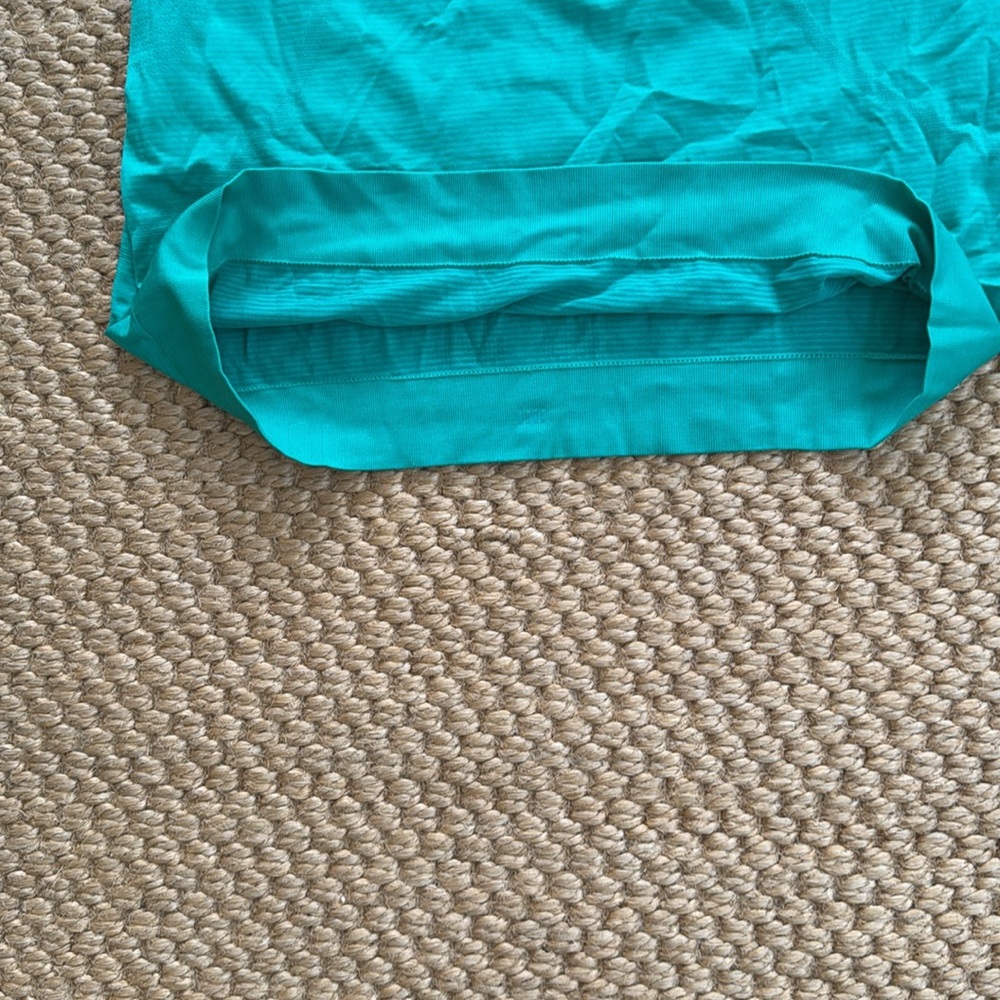 Lululemon Green Relaxed Swiftly Long Sleeve Shirt - size 10 - Picture 5 of 6
